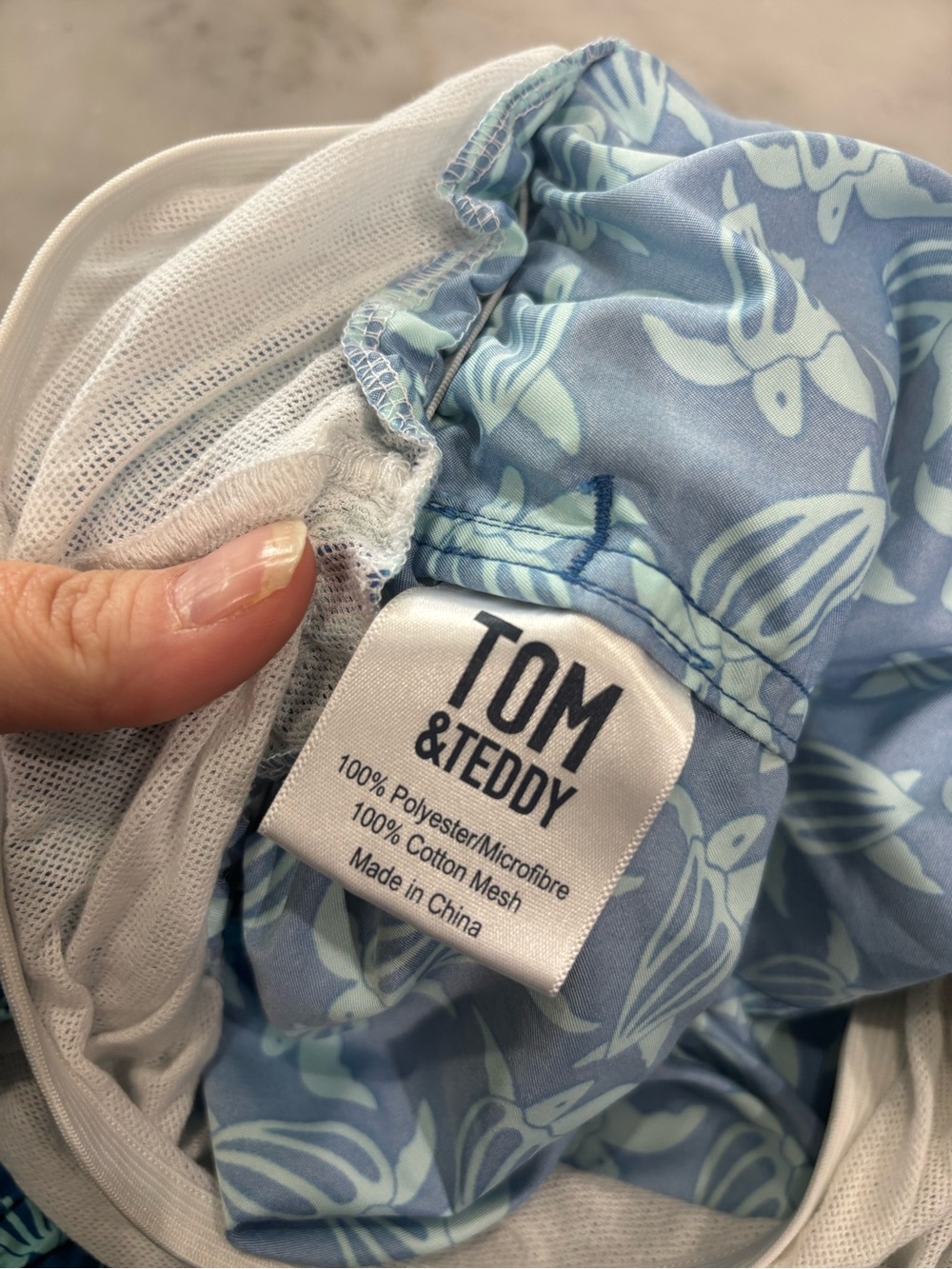 Tom & Teddy Mens Large Blue Aqua Turtle Print Swim Trunks Board Shorts L - Picture 4 of 6